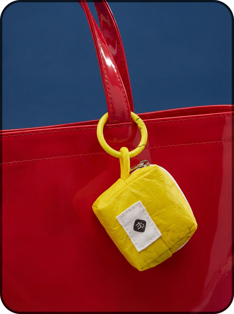 custom mini pouch keychains with yellow color